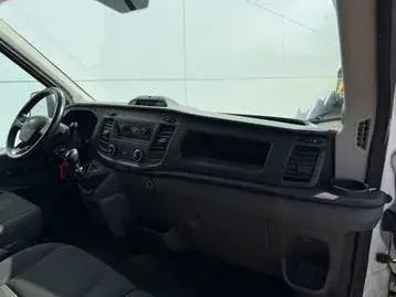 Ford Transit 2021 photo 3
