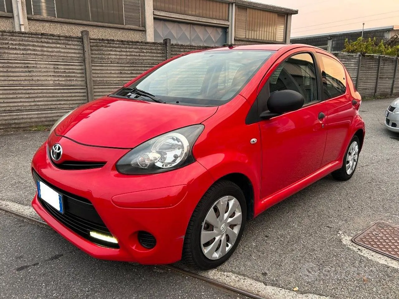 Toyota Aygo 2013 photo 2