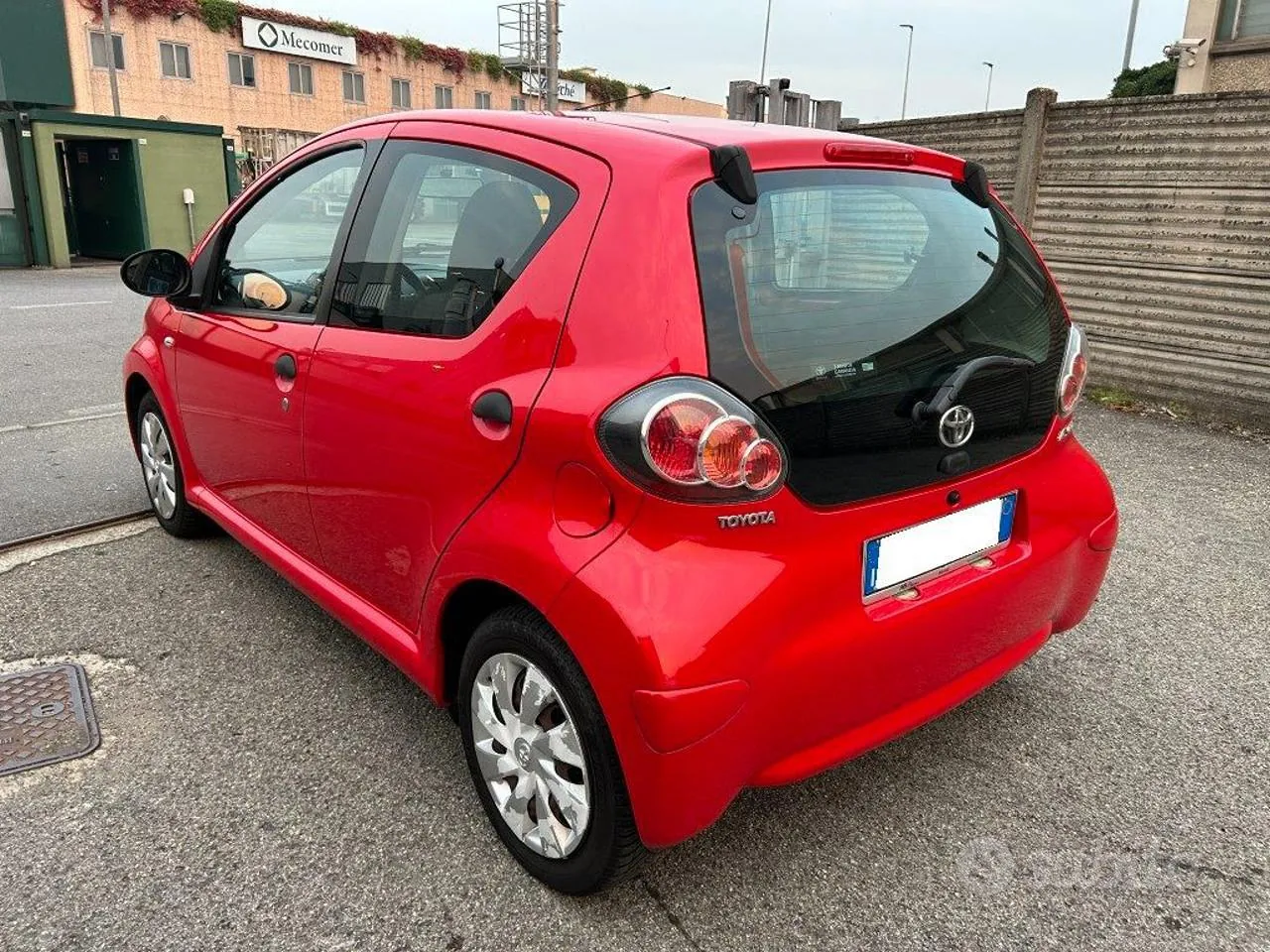 Toyota Aygo 2013 photo 3