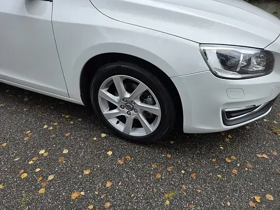 Volvo V60 2014 photo 5