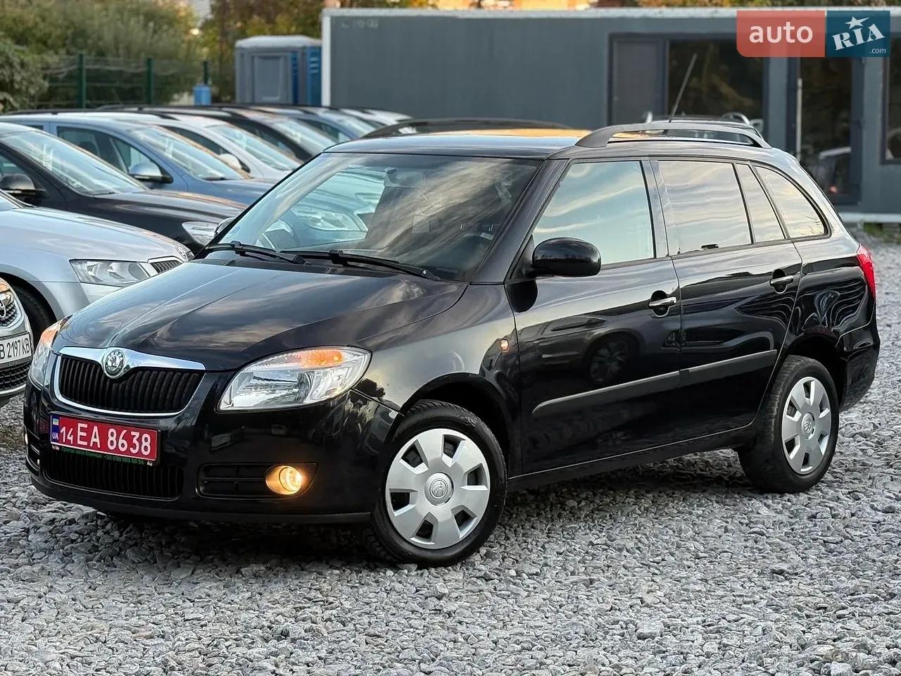 Skoda Fabia 2010 photo 5