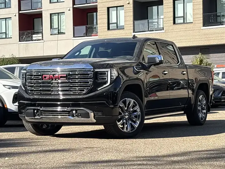 GMC Sierra 1500 2026 photo 2