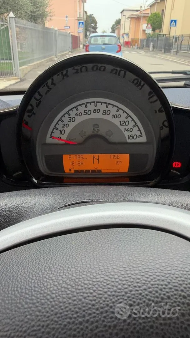 Smart Fortwo 2012 photo 4