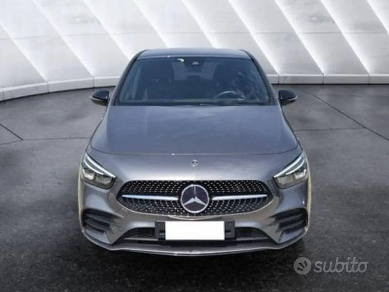 Mercedes-Benz B-Class 2019 photo 2