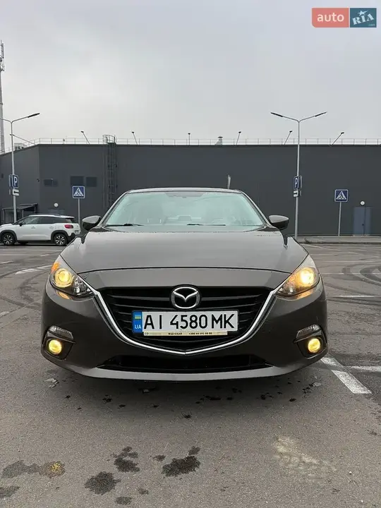 Mazda 3 2016 photo 3