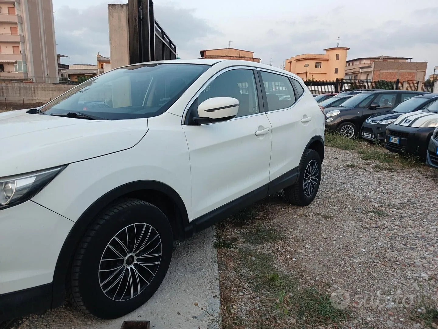 Nissan Qashqai 2014 photo 5