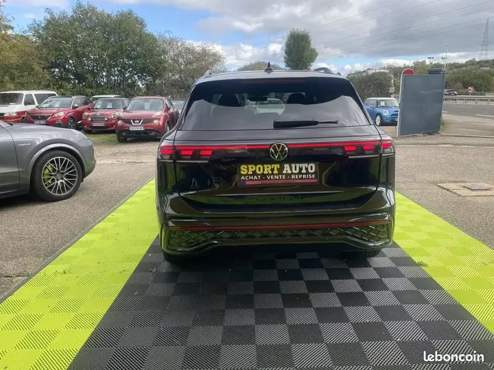 Volkswagen Tiguan 2024 photo 4