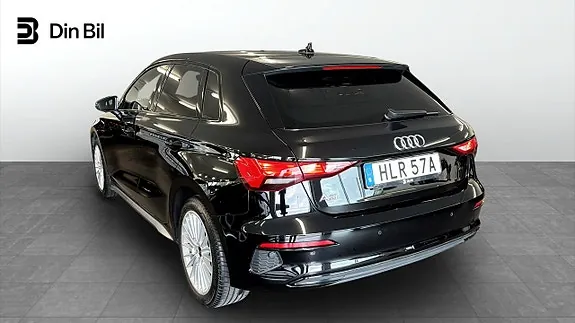 Audi A3 2023 photo 3