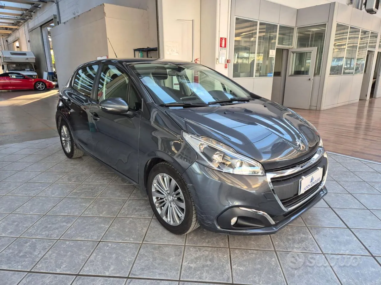 Peugeot 208 2017 photo 3