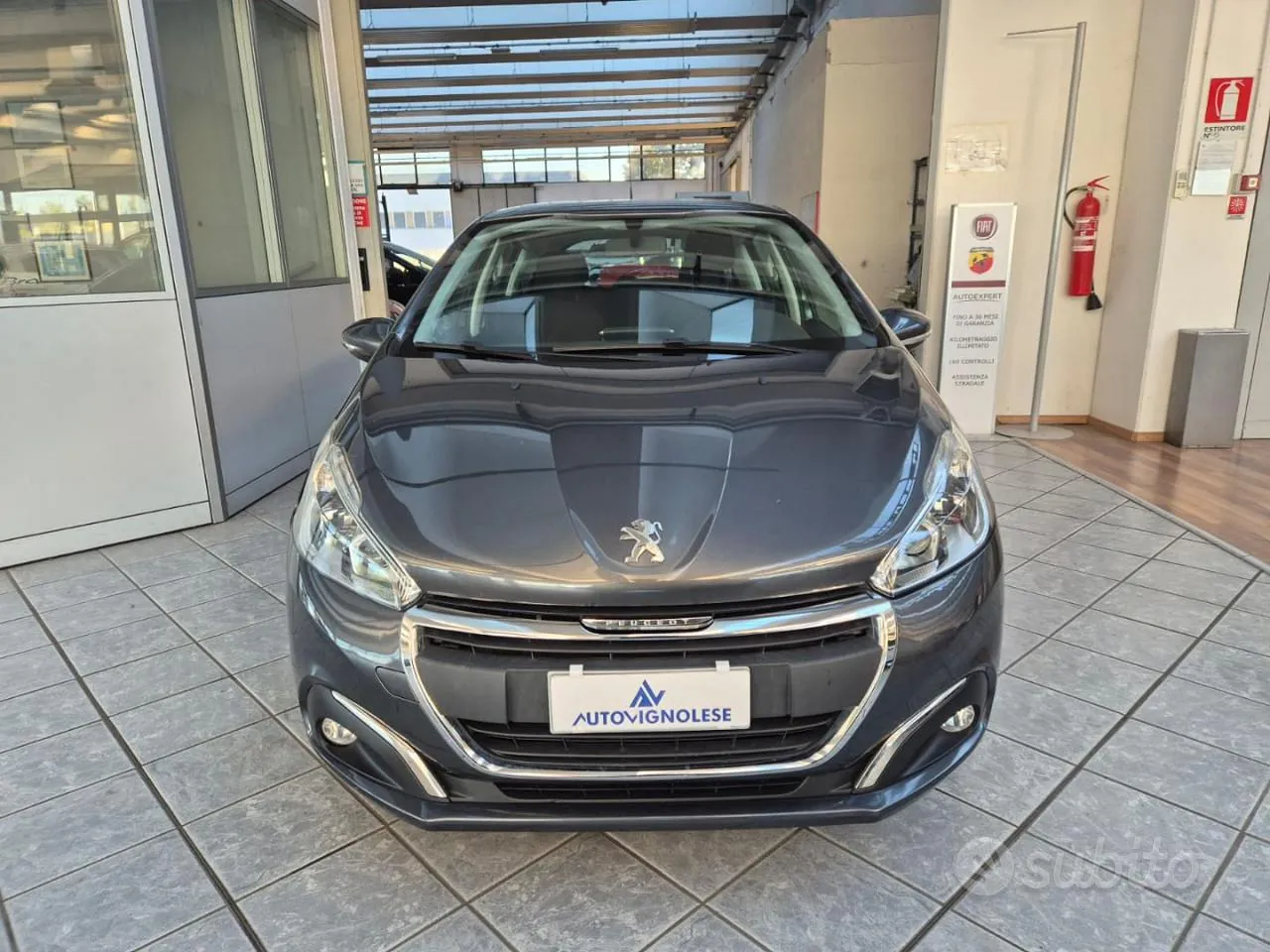 Peugeot 208 2017 photo 2
