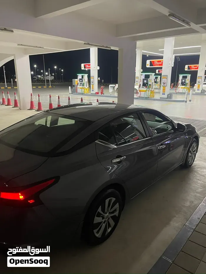 Nissan Altima 2023 photo 3