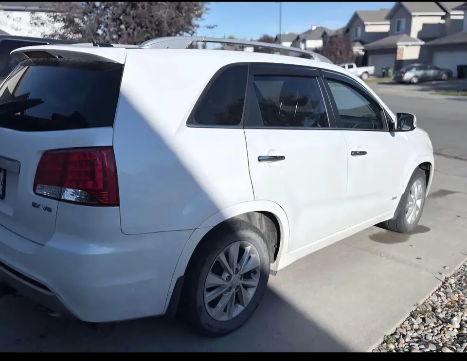 Kia Sorento 2013 photo 2