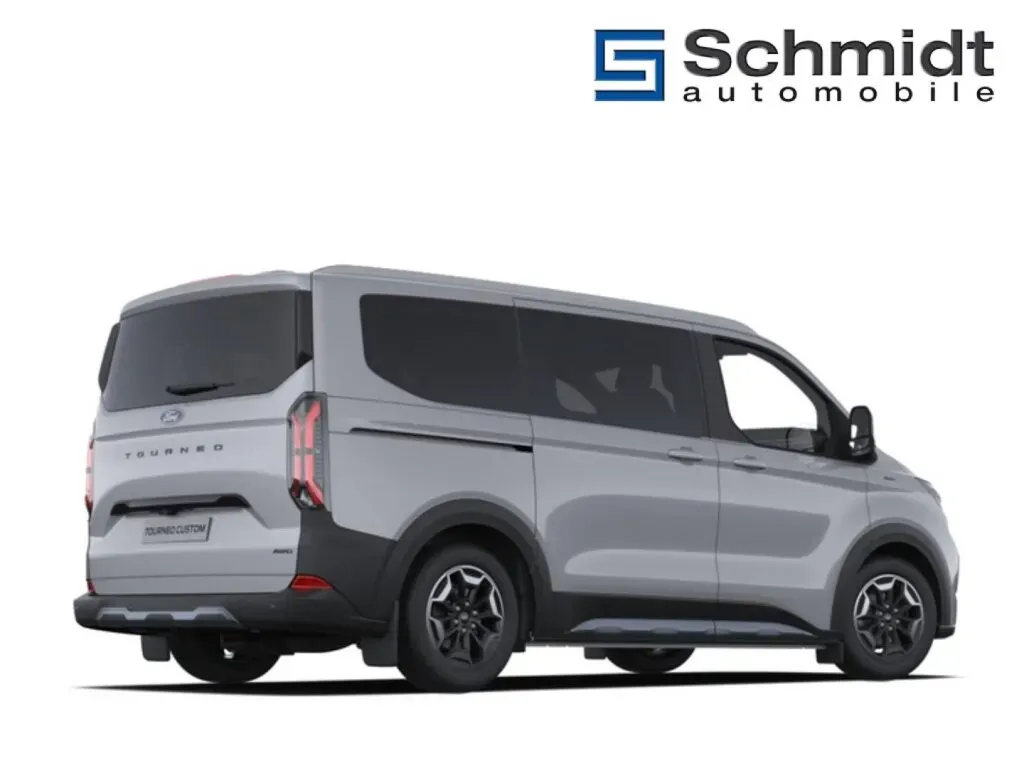 Ford Transit photo 4