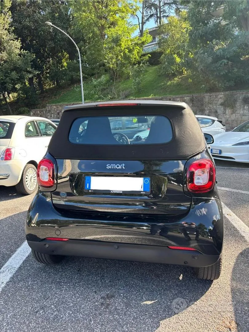 Smart Fortwo 2022 photo 3