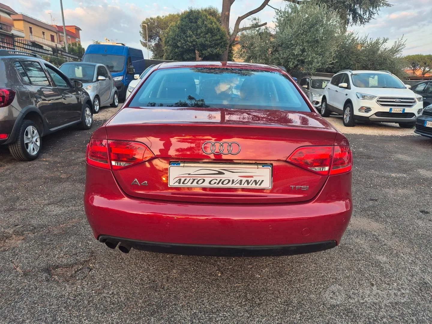 Audi A4 2010 photo 4
