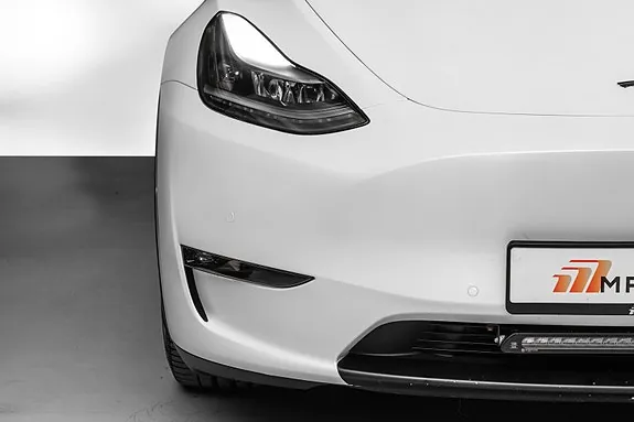 Tesla Model Y 2022 photo 5