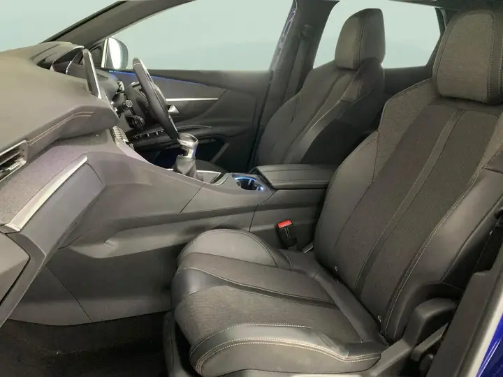 Peugeot 3008 2019 photo 4