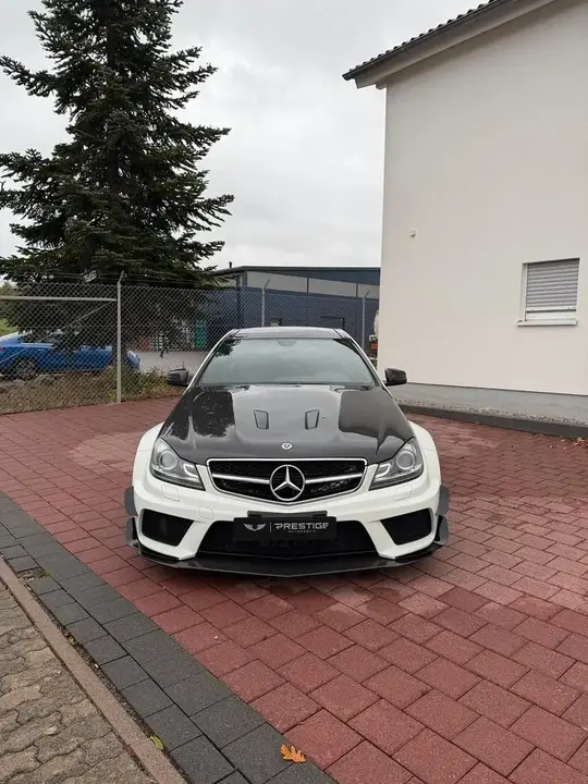 Mercedes-Benz C63