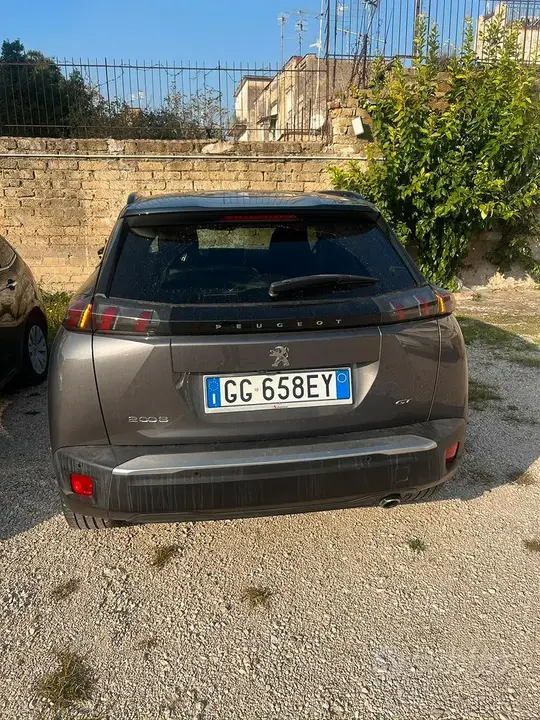 Peugeot 2008 2021 photo 4