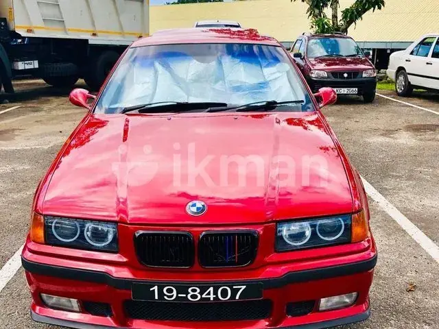 BMW 318I
