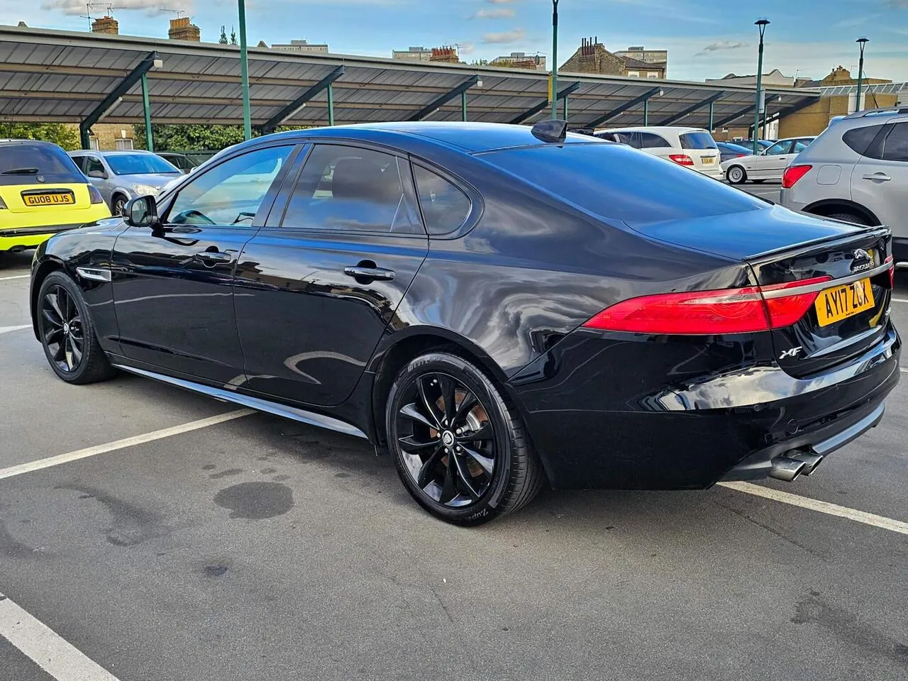 Jaguar Xf 2017 photo 3