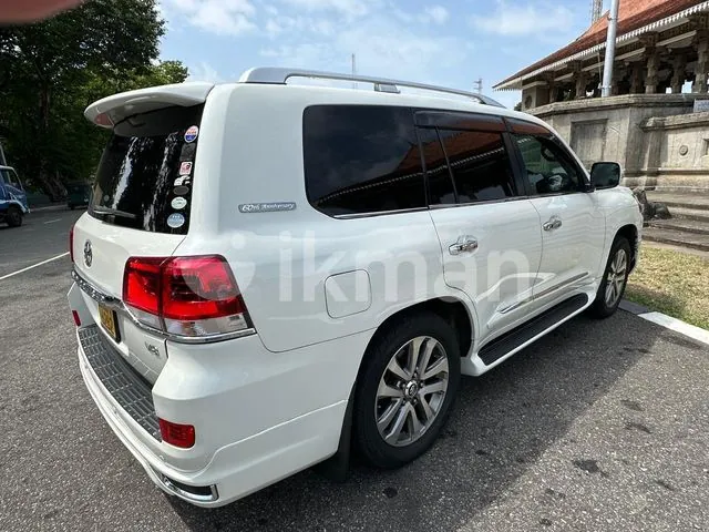 Toyota Land Cruiser Sahara 2009 photo 3