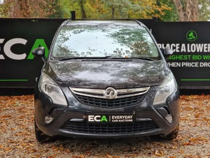 Vauxhall Zafira Tourer 2012 photo 2