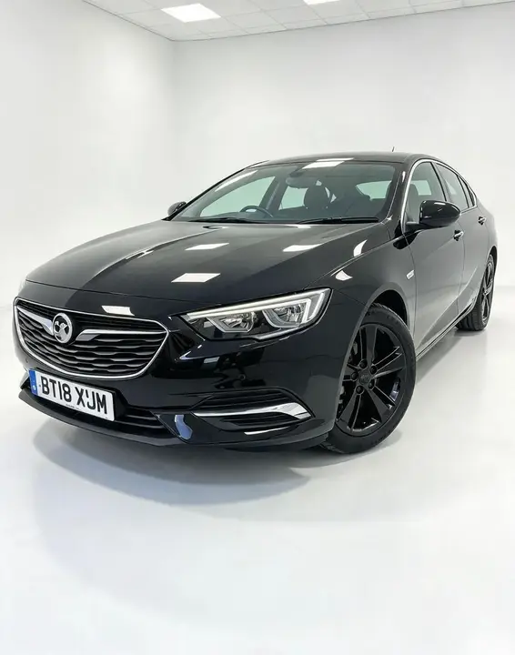 Vauxhall Insignia 2018 photo 3