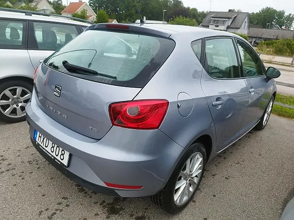 Seat Ibiza 2017 photo 2