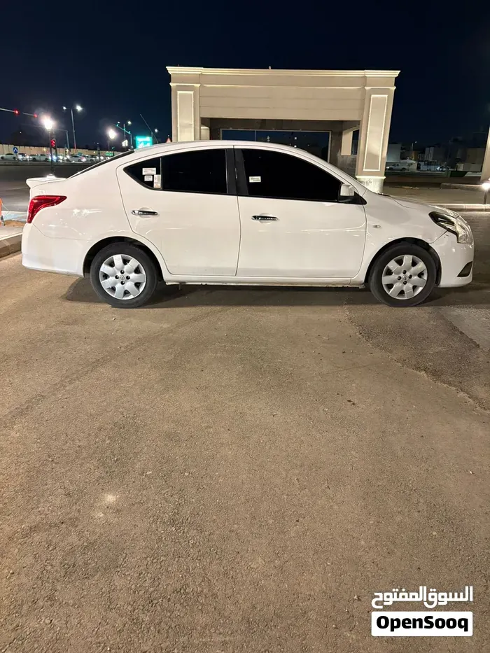Nissan Sunny 2022 photo 2