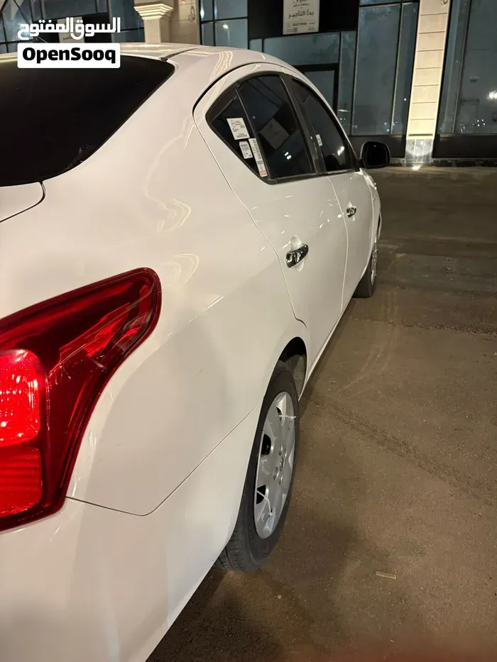 Nissan Sunny 2022 photo 3