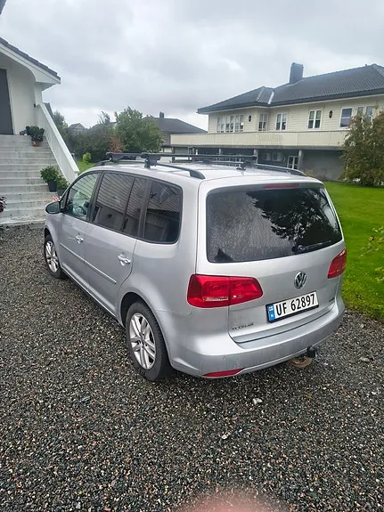 Volkswagen Touran 2014 photo 4