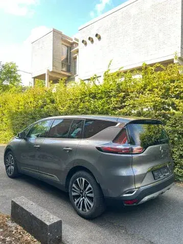 Renault Espace 2015 photo 2