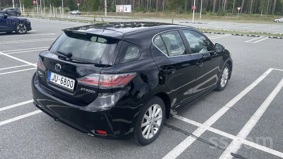 Lexus Ct 2011 photo 4