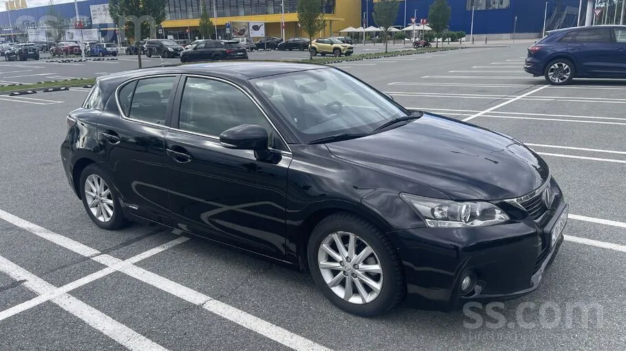 Lexus Ct 2011 photo 3