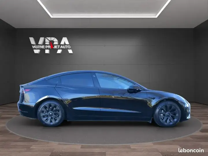 Tesla Model 3 2022 photo 3