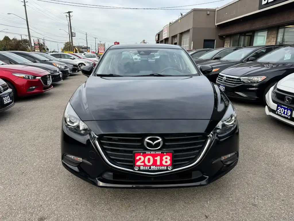 Mazda 3 2018 photo 3