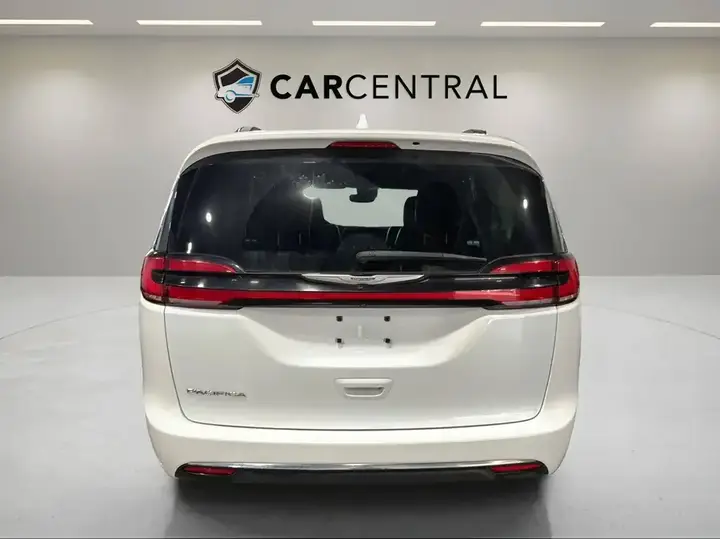 Chrysler Pacifica 2022 photo 4