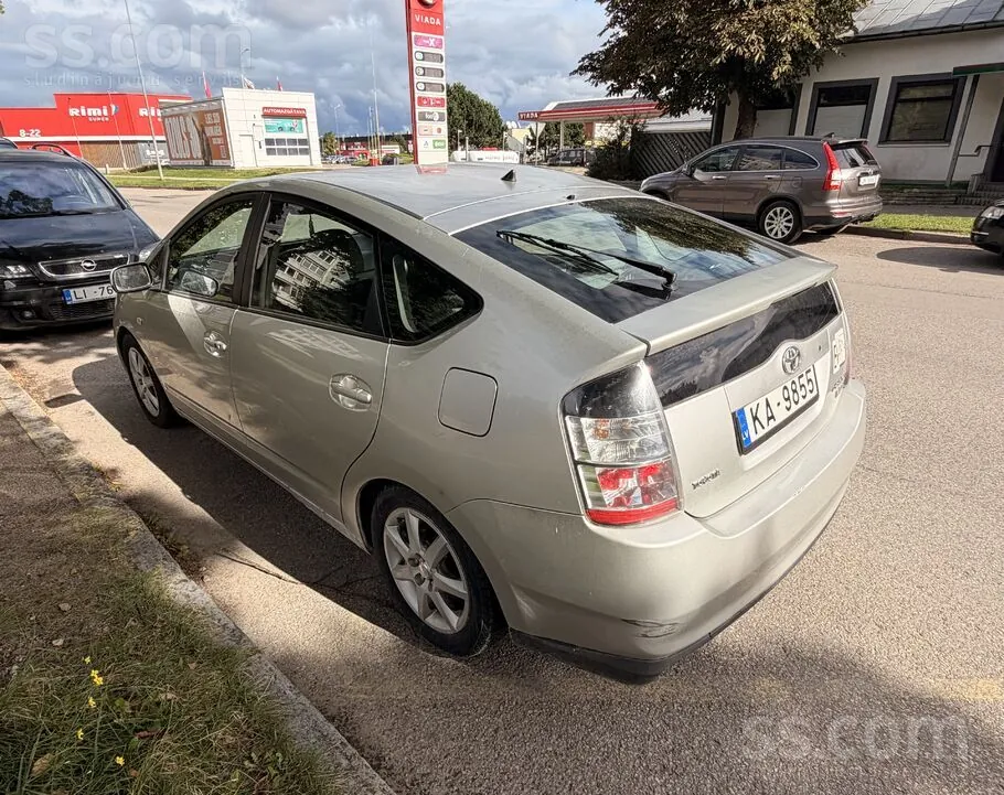 Toyota Prius 2005 photo 3