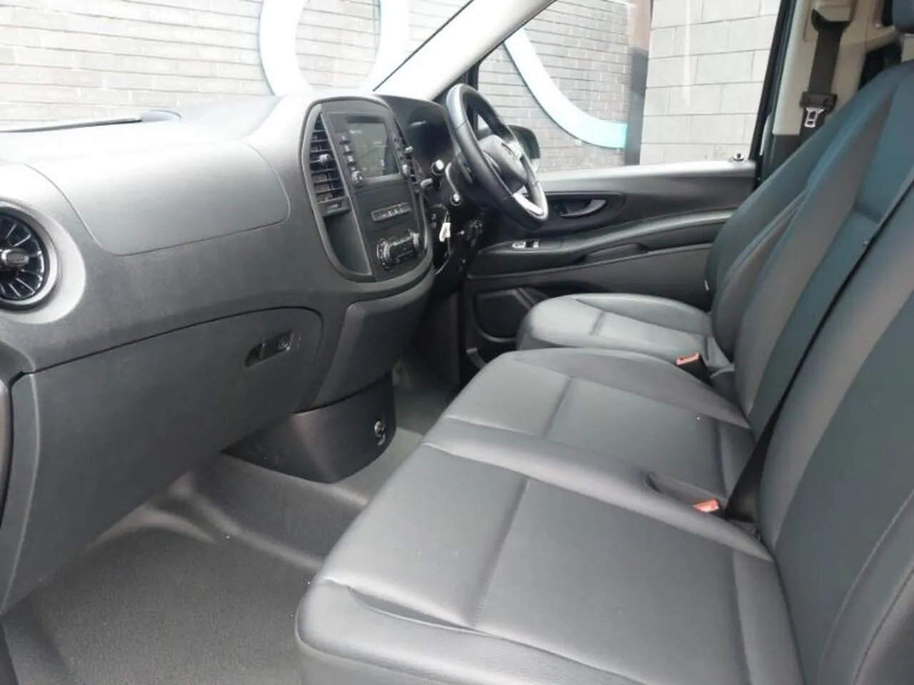 Mercedes-Benz Vito 2024 photo 5