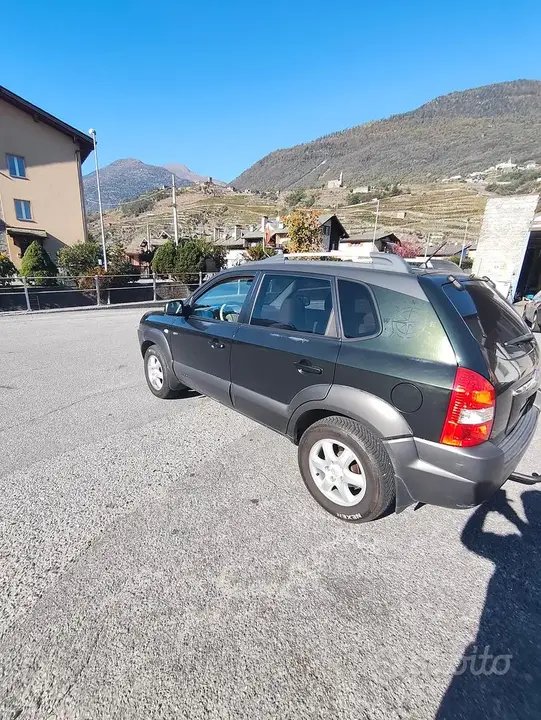 Hyundai Tucson 2005 photo 4