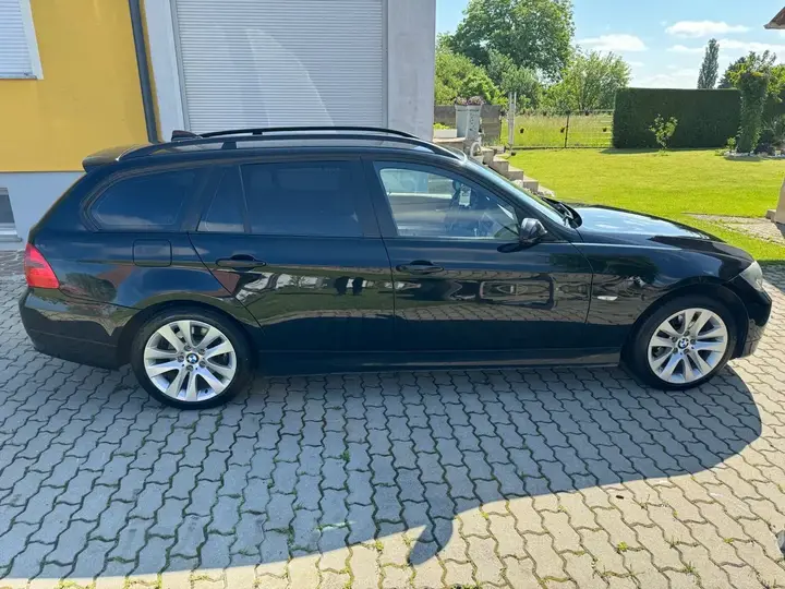BMW 3 Series 2007 photo 3