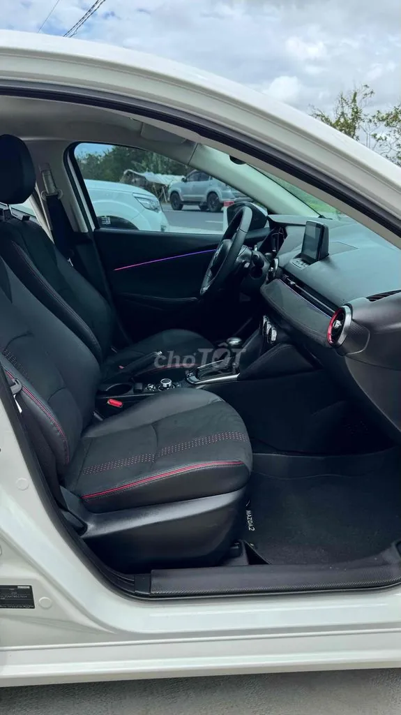 Mazda 2 2025 photo 5