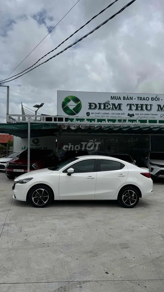 Mazda 2 2025 photo 2