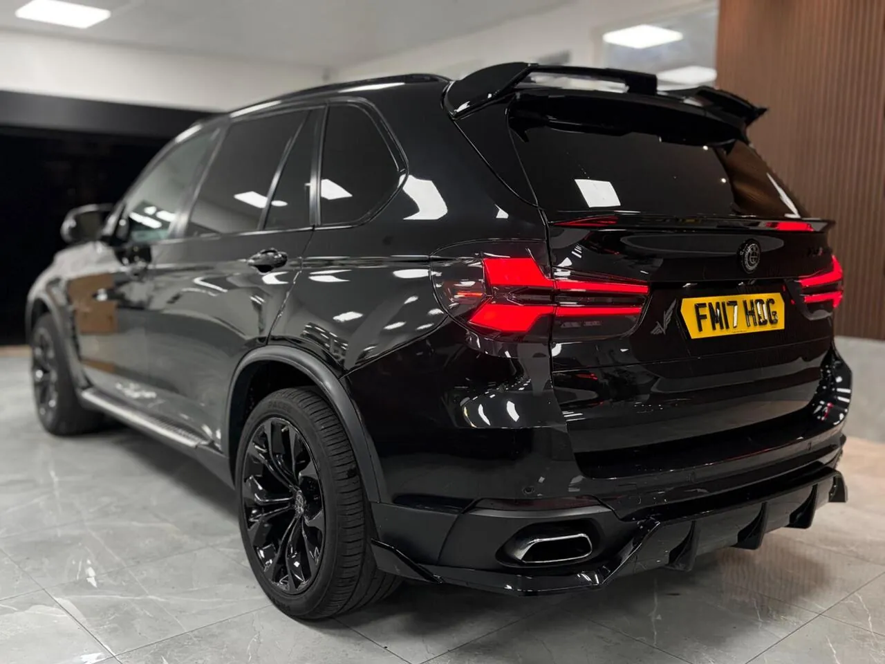 BMW X5 2017 photo 2