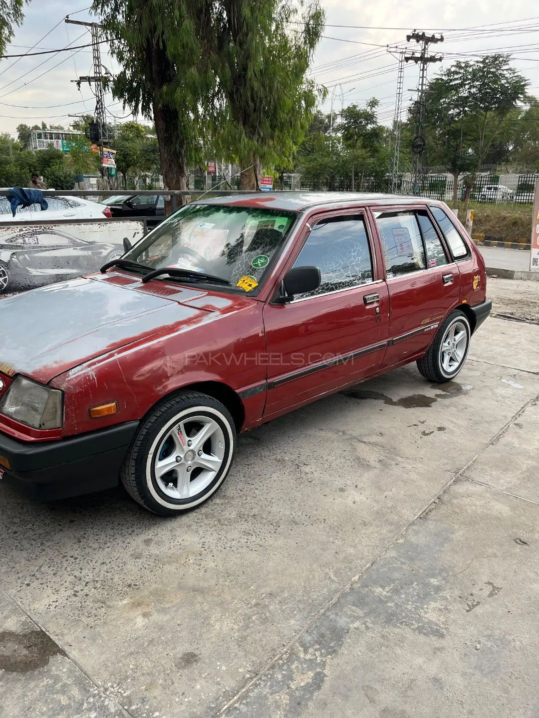 Suzuki Khyber