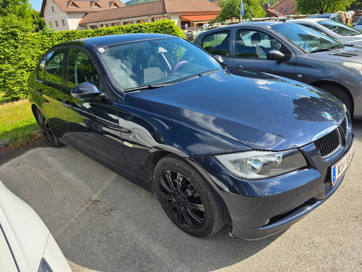 BMW 3 Series 2005 photo 3