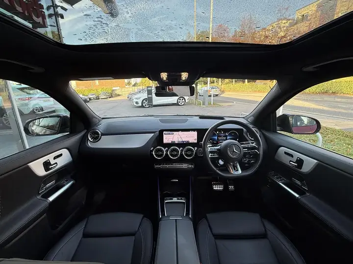 Mercedes-Benz Gla 2025 photo 3
