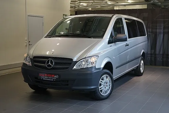 Mercedes-Benz Vito 113 2013 photo 2