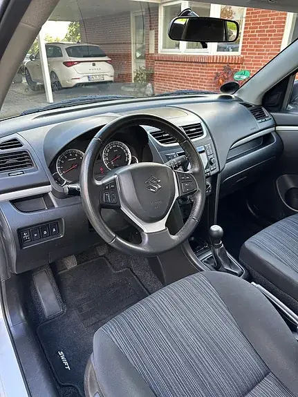 Suzuki Swift 2014 photo 5